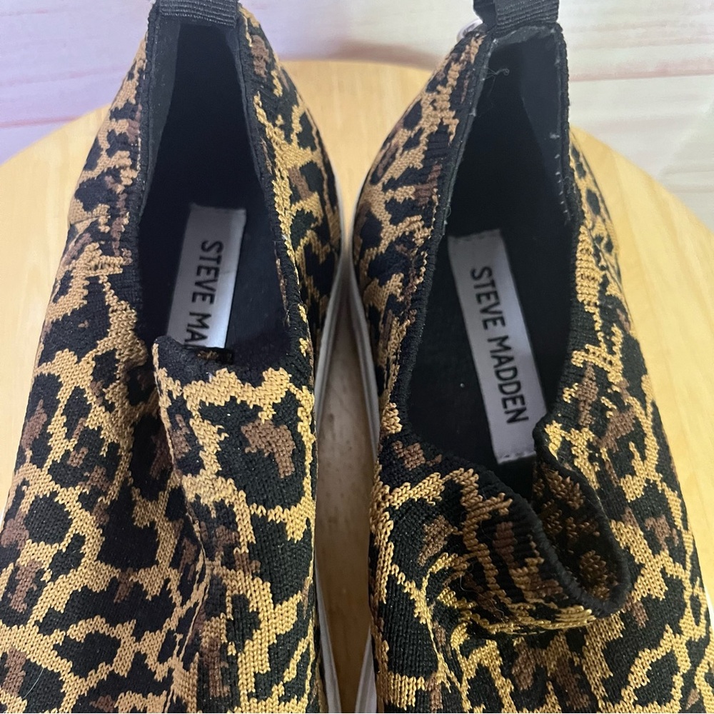 Steve Madden Darayl leopard print slip-on sneakers Size 8‎ - Picture 3 of 8